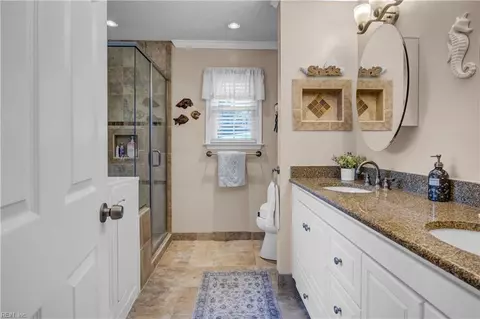 Bath - 879 Short Line Rd, Virginia Beach, VA 23451 photo 1 of 4