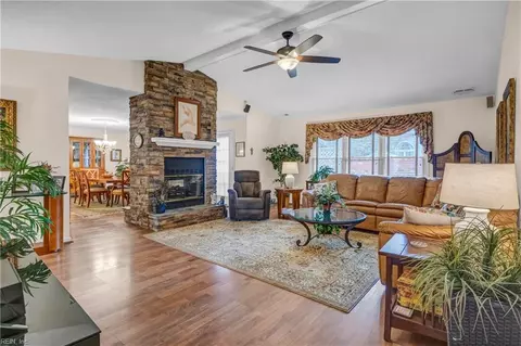 Living - 879 Short Line Rd, Virginia Beach, VA 23451 photo 1 of 1