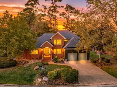 1145 Lawson Cove Cir, Virginia Beach, VA 23455