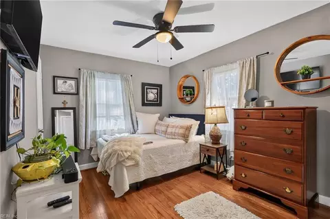 Bedroom - 8007 Glade Rd, Norfolk, VA 23518 photo 3 of 8