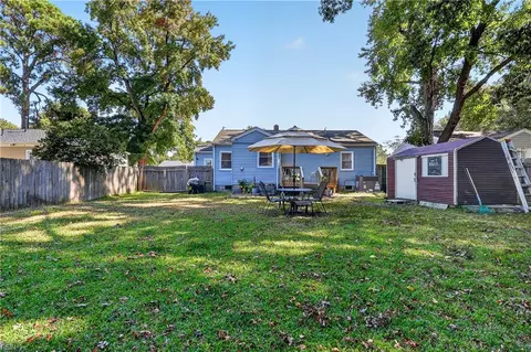 Exterior - 8007 Glade Rd, Norfolk, VA 23518 photo 4 of 7