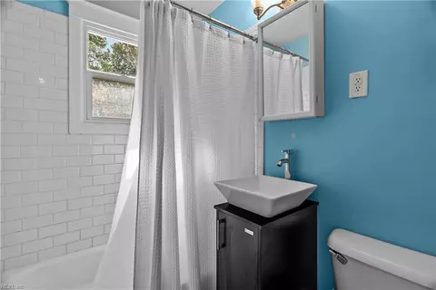 Bath - 307 Maycox Ave, Norfolk, VA 23505 photo 1 of 1