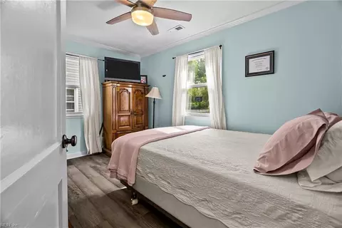 Bedroom - 307 Maycox Ave, Norfolk, VA 23505 photo 4 of 5