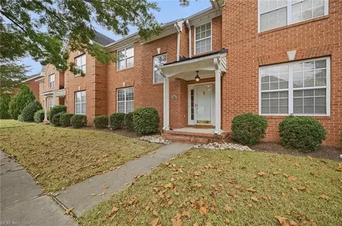 Exterior - 604 Old Fields Arch Arch, Chesapeake, VA 23320 photo 2 of 4