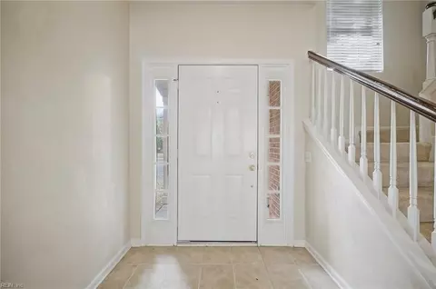 Entry Way - 604 Old Fields Arch Arch, Chesapeake, VA 23320 photo 1 of 5