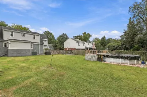 Exterior - 1129 Hazel Ave, Chesapeake, VA 23325 photo 8 of 8