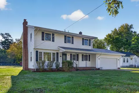 76 Garrow Rd, Newport News, VA 23602