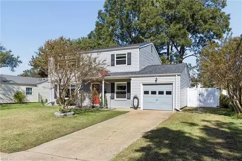 Exterior - 111 Deerfield Blvd, Hampton, VA 23666 photo 2 of 8
