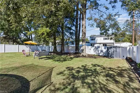 Exterior - 111 Deerfield Blvd, Hampton, VA 23666 photo 8 of 8