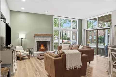 696 Mowbray Arch Arch #410, Norfolk, VA 23507