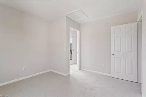Bedroom - 11 Bonita Dr, Hampton, VA 23664 photo 7 of 12