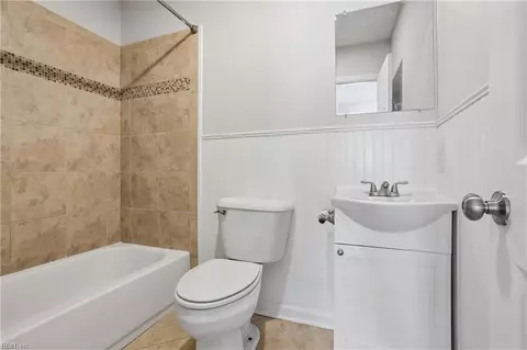 Bath - 11 Bonita Dr, Hampton, VA 23664 photo 1 of 2