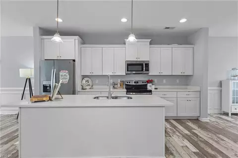 Kitchen - 1023 E Ocean View Ave, Norfolk, VA 23503 photo 2 of 3