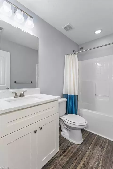 Bath - 1023 E Ocean View Ave, Norfolk, VA 23503 photo 3 of 4