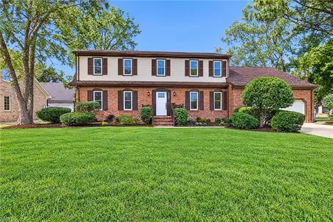 5800 Sir Michael Ln, Virginia Beach, VA 23464