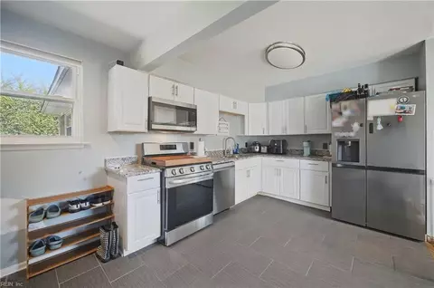 Kitchen - 4600 Larkin St, Norfolk, VA 23513 photo 3 of 3