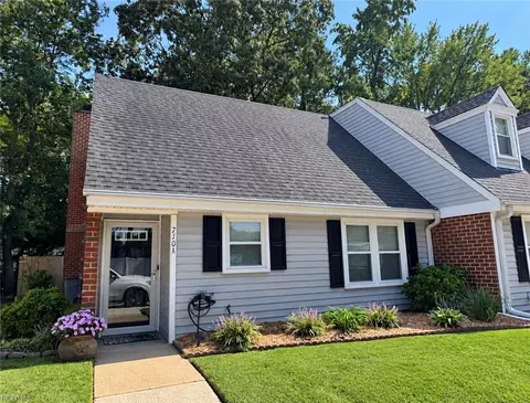 710 Battlefield Blvd #A, Chesapeake, VA 23322
