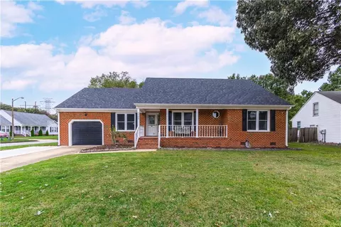 5400 Lilac Cres, Portsmouth, VA 23703
