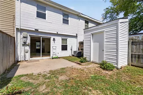 Exterior - 5902 Appleton Ct, Virginia Beach, VA 23464 photo 5 of 6