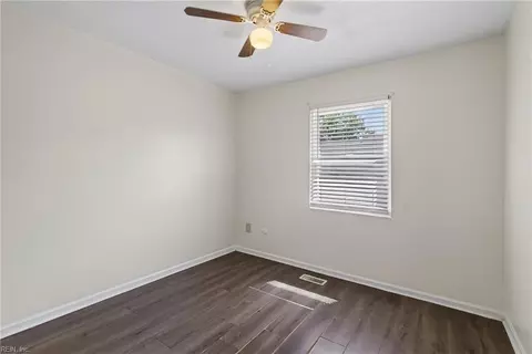 Bedroom - 5902 Appleton Ct, Virginia Beach, VA 23464 photo 6 of 7