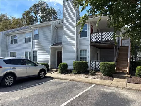 4101 Thalia Station Circle Cir, Virginia Beach, VA 23452