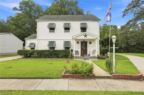 Exterior - 4701 Pinehurst Ave, Norfolk, VA 23513 photo 3 of 10