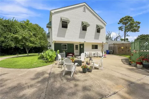 Exterior - 4701 Pinehurst Ave, Norfolk, VA 23513 photo 7 of 10