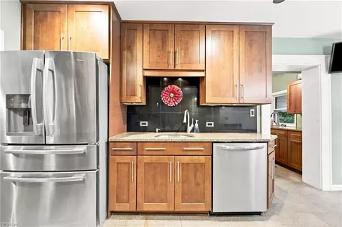 Kitchen - 4701 Pinehurst Ave, Norfolk, VA 23513 photo 2 of 6