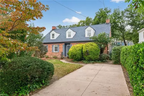 Exterior - 6013 S River Rd, Norfolk, VA 23505 photo 3 of 6