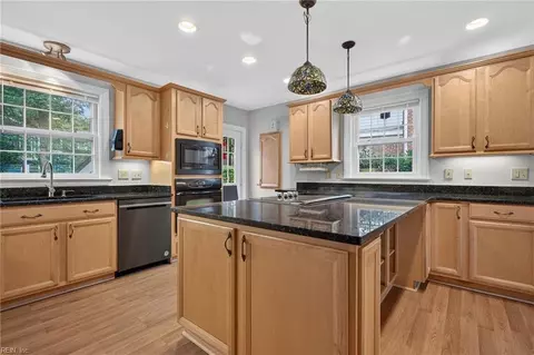 Kitchen - 6013 S River Rd, Norfolk, VA 23505 photo 1 of 5