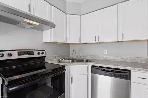 1007 Green Street St, Portsmouth, VA 23704