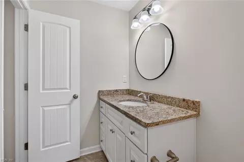 Bath - 5206 Texas Ave, Norfolk, VA 23513 photo 3 of 3