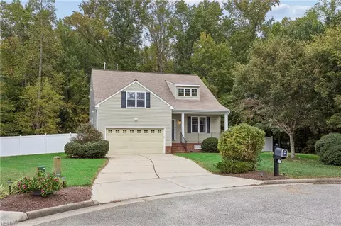 111 Perlie Ct, Yorktown, VA 23692