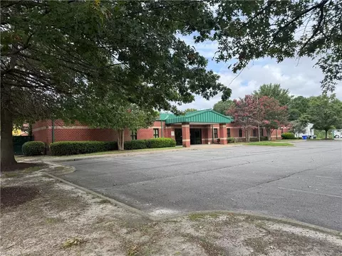 1420 Chestnut St, Portsmouth, VA 23704