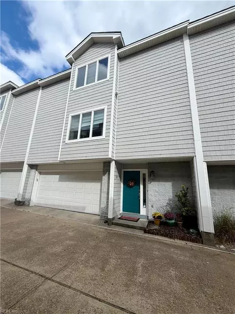 2302 Beach Castle Ln, Virginia Beach, VA 23451