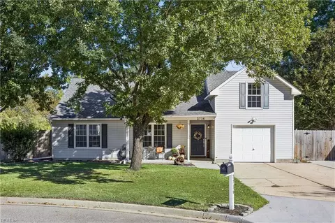 2716 Lake Ridge Ct, Chesapeake, VA 23323