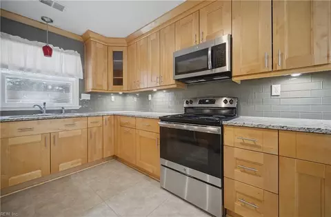 Kitchen - 1637 While Ln, Norfolk, VA 23518 photo 3 of 3