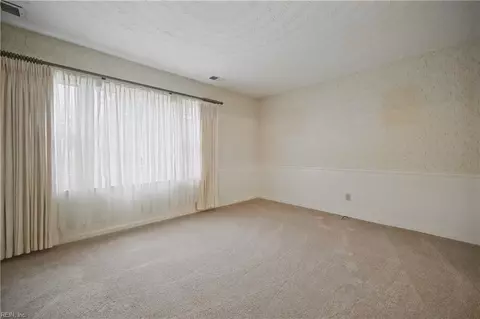 Other - 1637 While Ln, Norfolk, VA 23518 photo 6 of 12