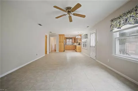 Living - 1637 While Ln, Norfolk, VA 23518 photo 1 of 2