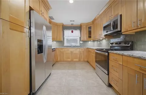 Kitchen - 1637 While Ln, Norfolk, VA 23518 photo 1 of 3