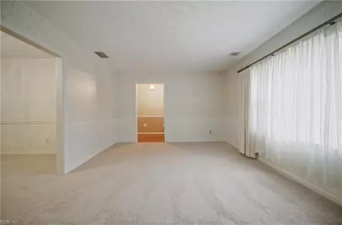Living - 1637 While Ln, Norfolk, VA 23518 photo 2 of 2