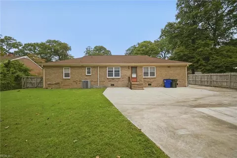 Exterior - 1637 While Ln, Norfolk, VA 23518 photo 4 of 5