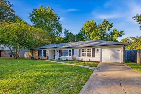 1704 Placid Ct, Virginia Beach, VA 23453
