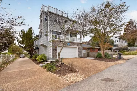 216 67th St #A, Virginia Beach, VA 23451