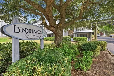 3200 Lynnhaven Dr #203, Virginia Beach, VA 23451