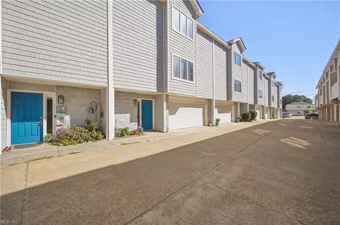 2308 Beach Castle Ln, Virginia Beach, VA 23451