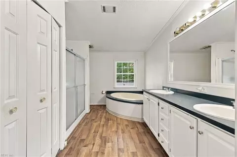 Bath - 419 Daniels Rd, Corapeake, NC 27926 photo 2 of 3