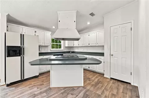 Kitchen - 419 Daniels Rd, Corapeake, NC 27926 photo 1 of 6