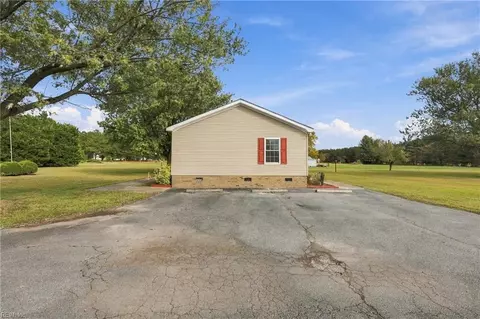 Exterior - 419 Daniels Rd, Corapeake, NC 27926 photo 4 of 7