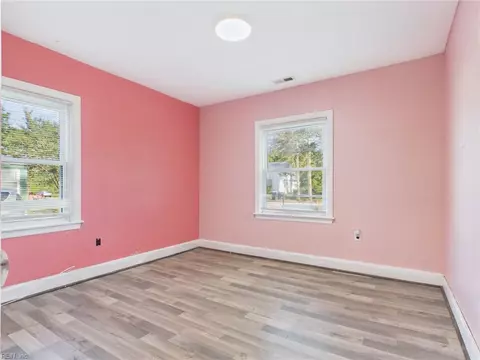 Bedroom - 8 Clover St, Hampton, VA 23669 photo 1 of 5